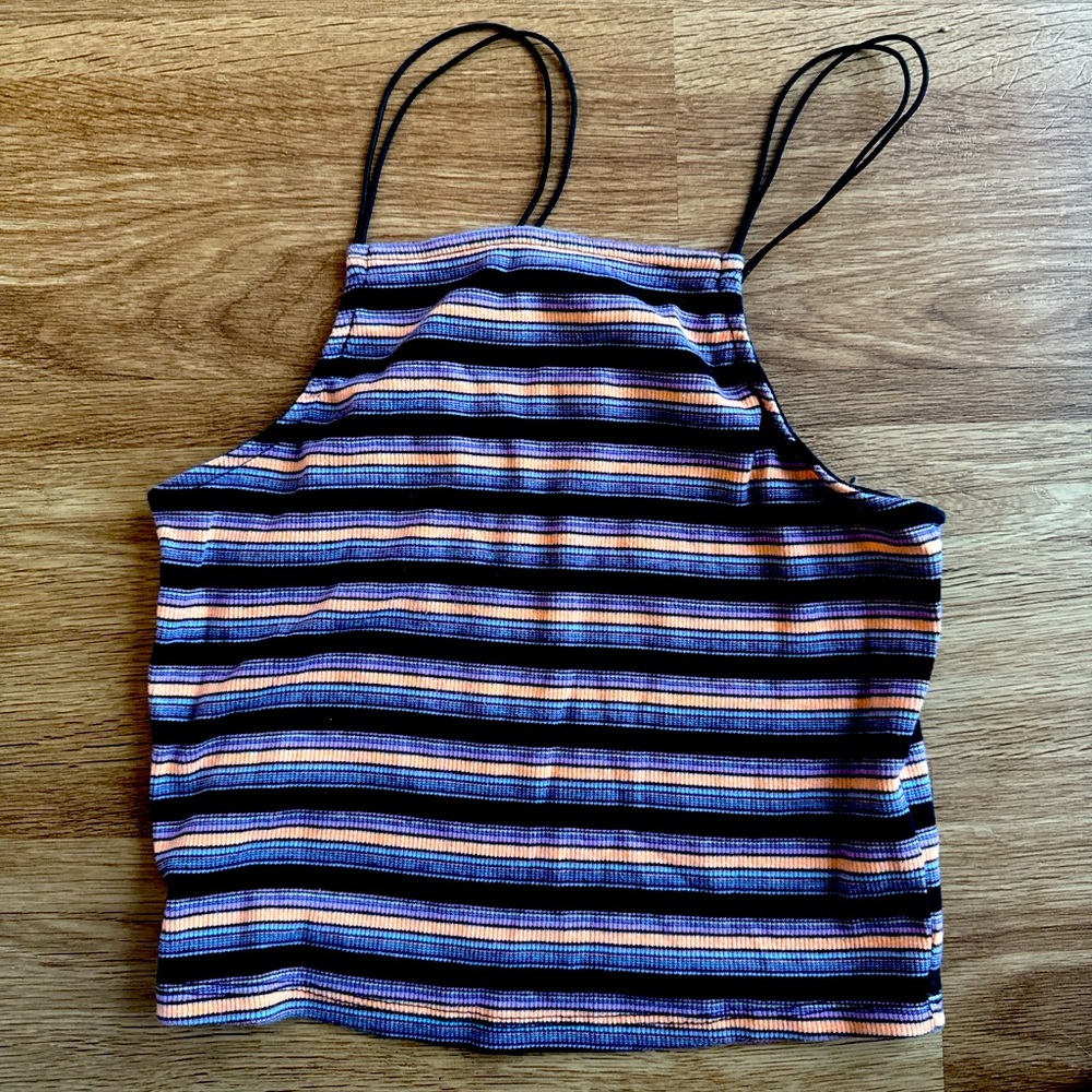 Cropped tank top size small
